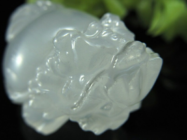 セレナイト 透石膏 ロングイ 彫刻置物 長さ約3.5cm 1個売り 財運を