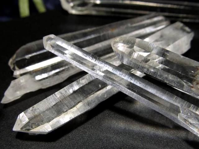 ホーリーワンド レーザークリスタル ポイント詰め合わせ 約25g入り 長