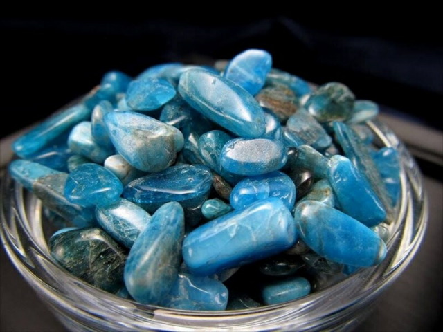 ★限定♢掘り出し石★絆を強める石【100gブルーグリーンアパタイトさざれ】❤️ ☆限定♢掘り出し石☆絆を強める石【100gブルーグリーンアパタイト