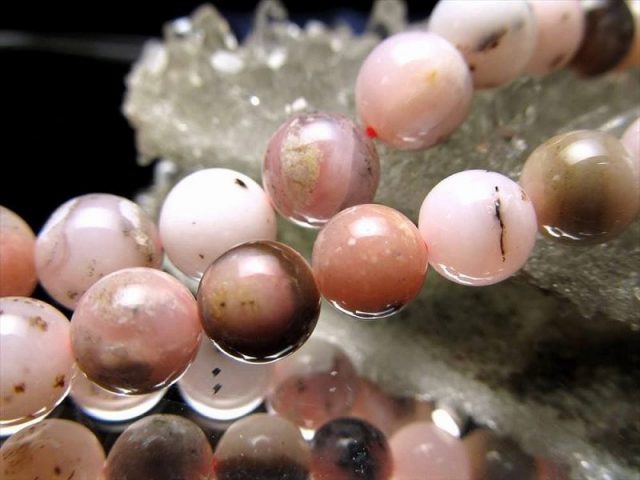 激安宣言 約10mm珠 デンドライト入り ピンクオパール 蛋白石 一連 約37-39cm キューピッドストーン 10月の誕生石 オーストラリア産 geki-sak パワーストーン