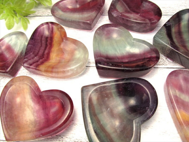 キャンディ フローライト　ハート　皿　器　浄化皿　小物入　蛍石　② キャンディ フローライトハート皿器浄化皿小物入蛍石②