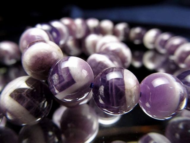 【ディープ シェブロンアメジスト ブレスレット】9mm-9.5mm×20珠前後 愛の守護石 ケープアメジスト ファントムアメジスト 癒しと安らぎの石 2月の誕生石 紫水晶【ブラジル産】
