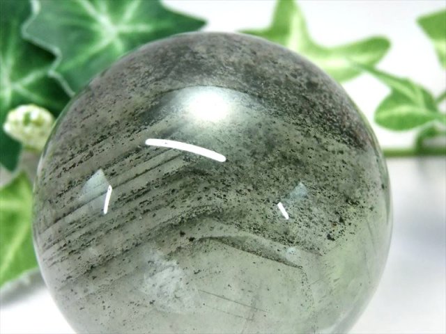 くっきり層状 千層 グリーンガーデンファントムクォーツ 丸玉 台座付き 