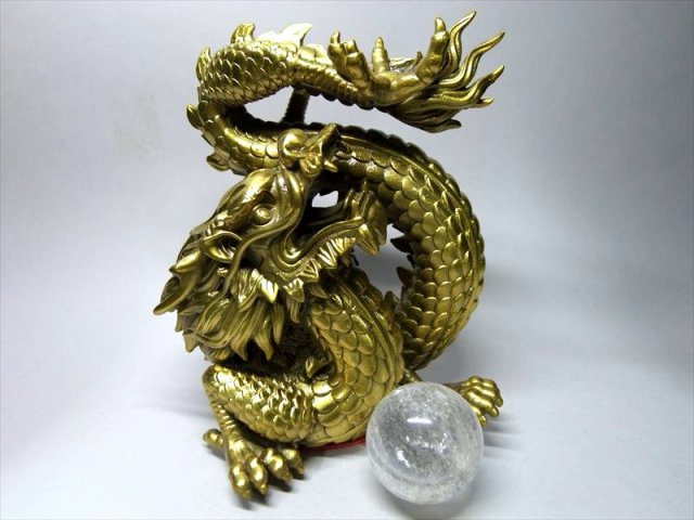 皇帝の象徴の五本爪龍 五本爪 龍神 水晶丸玉付き置物 幅110mm前後 天然 
