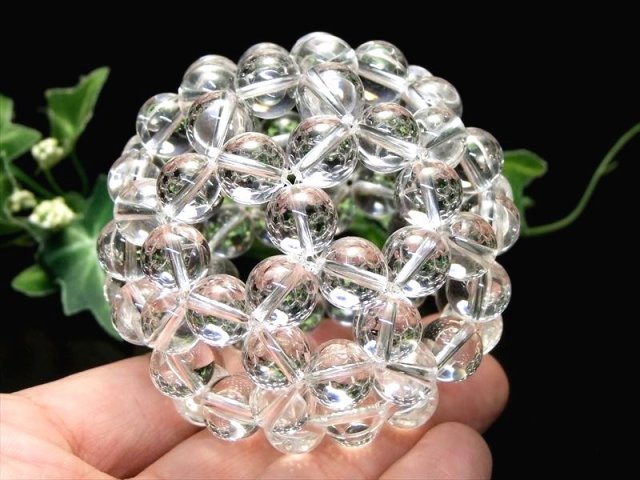 制作保証書付き 水晶 フラーレン 約12mm珠使用 直径約78ミリ 重さ約221g 90個の水晶で組み上げられたフラーレン