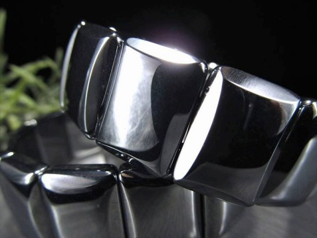 テラヘルツ鉱石 バングルブレスレット W=20mm×14珠肉厚 プレート