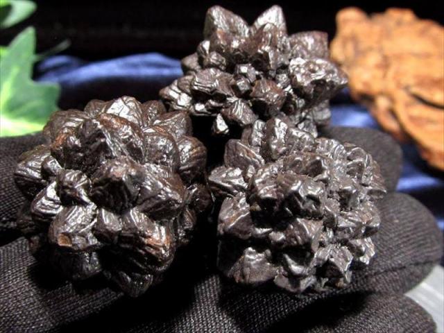 Mサイズ プロフェシーストーン (ゼットストーン) 結晶 原石 詰め合わせ 約20-30mm 約100g（約6-7個入り） ゲーサイト