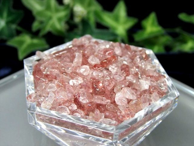 ☆特選一石☆希少☆レアストーン200g【タンザニア産ピンク ☆特選一石☆希少☆レアストーン200g【タンザニア産ピンク