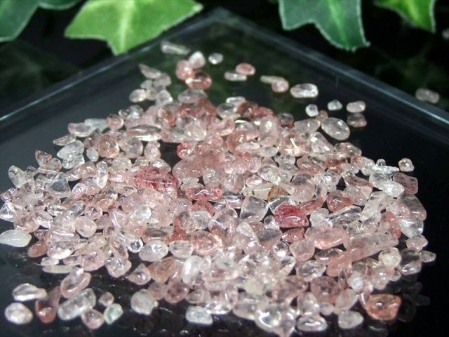 ☆特選一石☆希少☆レアストーン200g【タンザニア産ピンク