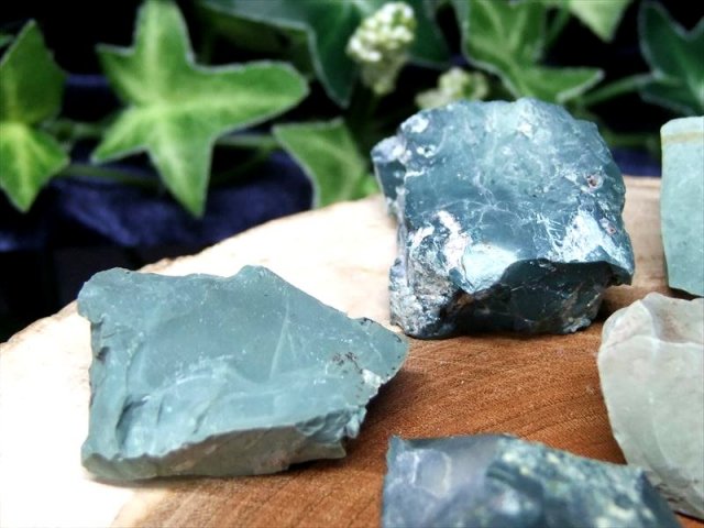 希少 国産原石 出雲石 (碧玉) 原石 5-8個セット 約30g 大地の