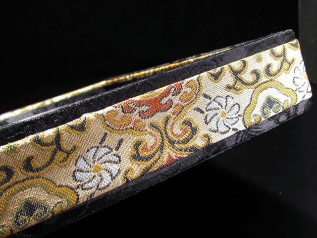 中国古美術・旧蔵御蔵・高冰白玉ブレスレット・天然石・古い刺繍盒付き・置物・裝飾品 中国古美術・旧蔵透彫鎏金如意置物・純銅製・鏨刻鎏金・純手作り