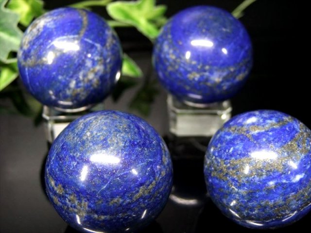 3A+ ラピスラズリ 丸玉 直径約40mm-42mm つやつや光沢のある紺色 幸運を呼び寄せる ラピスラズリ 丸玉置物 アフガニスタン産