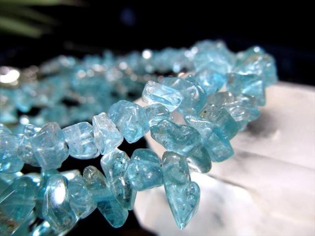 パワーストーン ブルーグリーン アパタイト 燐灰石 さざれ ブレスレット 粒サイズ約6mm-12mm アジャスター金具付 爽やかカラー 透明感あり