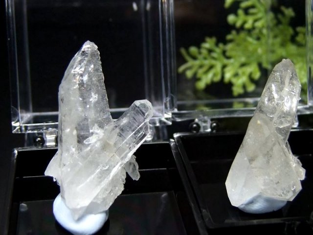 希少 国産原石 透明美品 宮崎水晶(坂谷水晶)結晶ミニクラスター サイズ 