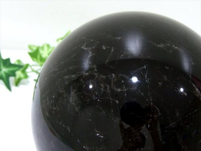 特大サイズ 漆黒の丸玉 モリオン 黒水晶 丸玉 台座付き 重さ約3270g 