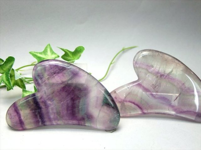 集中つぼ押しハート型 レインボーフローライト かっさプレート 縦約