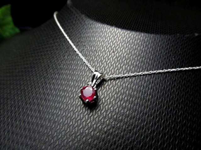極上5A ルビー ペンダントトップ ラウンドカット型 石サイズ約5mm 1個