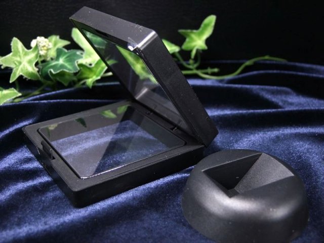 鑑別書付き 超希少!限定入荷! モルダバイト 原石 幅約26mm 重さ7.7g 