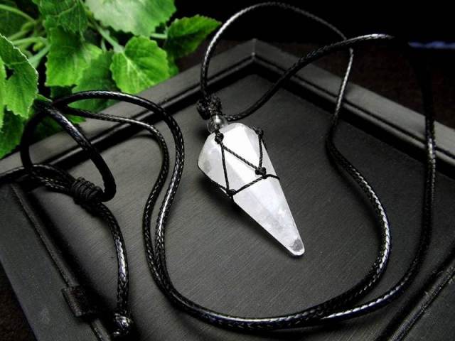 ★限定NEW★万能の石♡【クリスタルクォーツ『水晶』6面カットペンデュラム】❤ ☆限定NEW☆万能の石♡【クリスタルクォーツ『水晶』6面カット