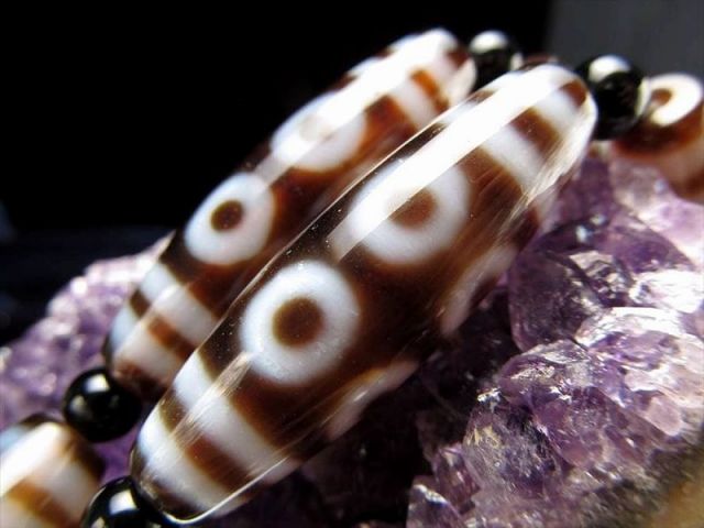 八眼天珠 はちがんてんじゅ 連 天珠サイズ約37mm 一連5個付き 健康長寿・方災解除・風水開運・勝負必勝 お買い得 天珠連販売