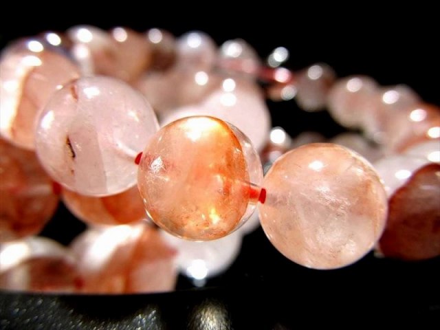 ピンクタイプ マニカランクォーツ ブレスレット 約8mm-8.5mm×23珠前後