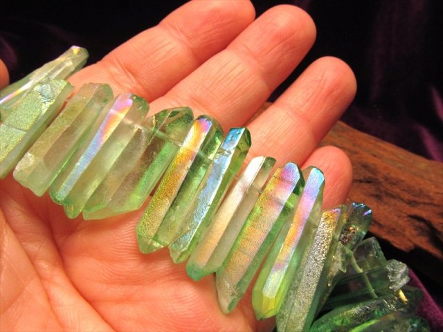 縦約10-40mm グリーンオーラ ナチュラルポイント連 フロストタイプ 一連約38-40cm ライムグリーン染色 透明感抜群 天然水晶 ナチュラルポイント連 クレオ穴