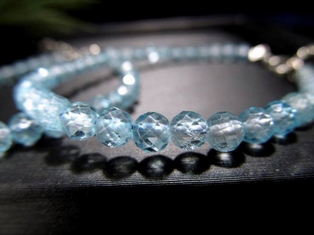 激安特価 スカイブルートパーズ ボールカットワイヤー ブレスレット 幅約4mm-4.5mm コスパ抜群 デザインワイヤーブレスレット