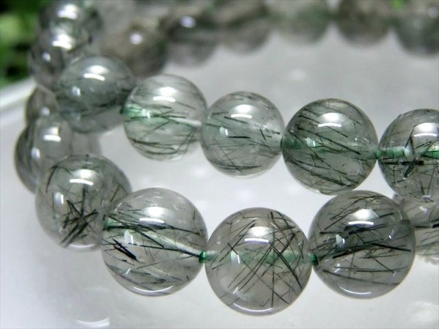 2A+ グリーンルチルクォーツ(アクチノライトインクォーツ) ブレスレット 10.5mm-11mm×19珠前後 はっきりとした針状結晶 透明感抜群 精神を研ぎ澄ます石