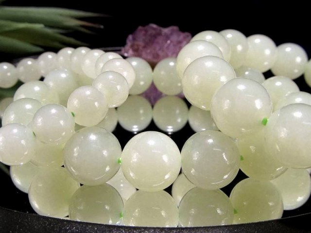 淡色グリーン 和田玉 青白玉 翡翠 ネフライト ブレスレット 約12mm×16