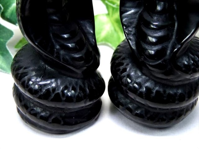 開運 オブシディアン コブラ 彫刻置物 重さ60g-70g 高さ約60mm ヘビ