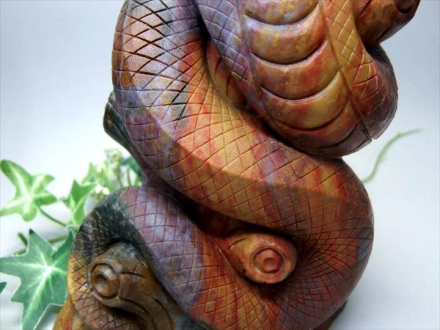 本物の質感 縁起物 ジャスパー ヘビ（白蛇）彫刻置物 高さ約186mm 約