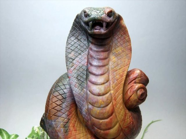 本物の質感 縁起物 ジャスパー ヘビ（白蛇）彫刻置物 高さ約