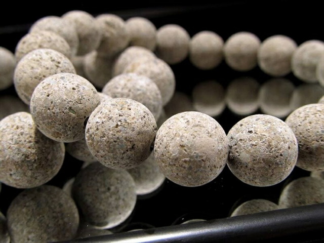 正規品 日本銘石協会 出雲石 ブレスレット 8mm-8.5mm×24珠前後 国産石使用 持ち出し禁止 松江城を築いた歴史的名石 商売繁盛・縁結び 証明書付属 島根県産