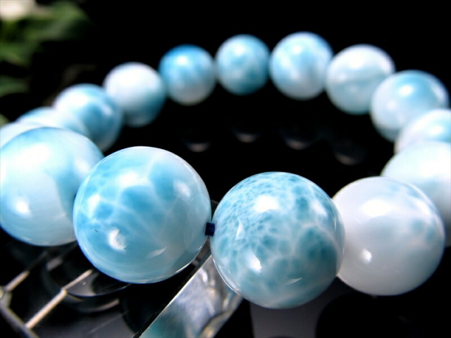 水面模様くっきり 濃いブルー 4A ラリマー ブレスレット 13mm-14mm×15珠 愛と平和の石 カリブ海の宝石・ブルーペクトライト 水面模様入りの珠 1点もの