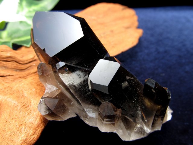 待望の再入荷 アメリカ・アーカンソー州産 黒水晶(モリオン)クラスター  