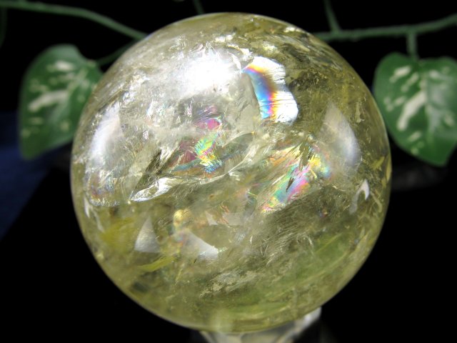 大玉5.3センチ　台座付き 虹入り シトリン 丸玉 大玉5.3センチ台座付き 虹入り シトリン 丸玉