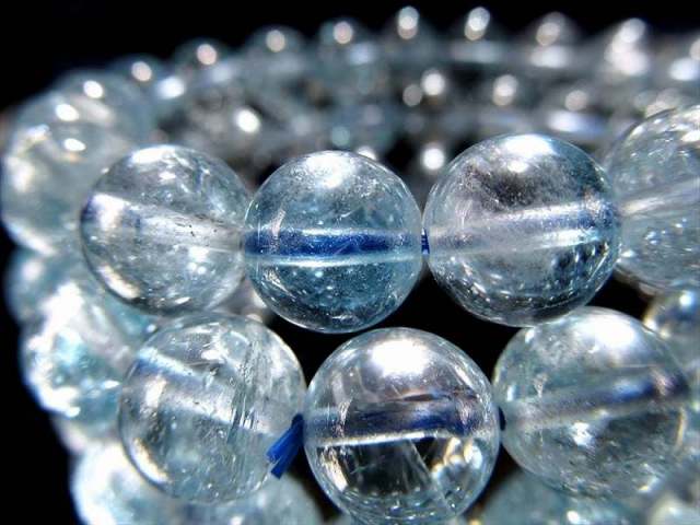 3A ブルートパーズ ブレスレット 8.5mm-9mm×23珠前後 爽やかなクリアブルー 綺麗なしゅわしゅわ感 まるで泡を閉じ込めたような 明るい希望をもたらす石