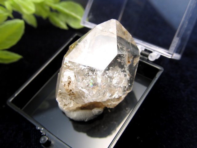 ハーキマーダイヤモンド ハーキマー水晶 結晶 28mm 約21g ケース含めて 透明 両剣水晶 インテリアや鉱物標本としても 1点物 ニューヨーク州 ハーキマー地区産