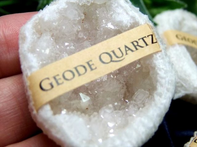 大人気ミニジオード 水晶 ジオード(昌洞) クラスター 1個売り 約15g