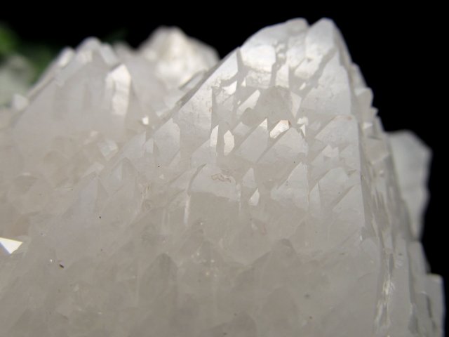 龍鱗タイプ チベット産 ヒマラヤ水晶 クラスター 高さ53mm 重さ570g