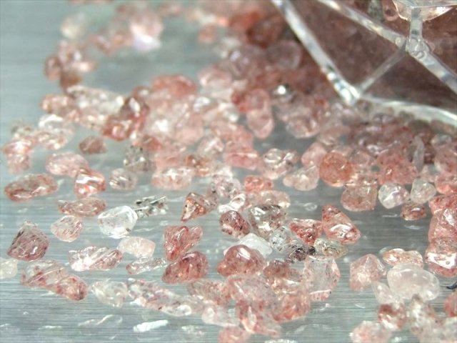 透明 小粒 ペイルピンク ピンクエピドート さざれ 約200g 粒の
