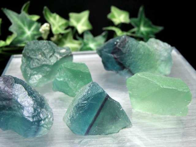 透明感あり グリーン&パープル フローライト 原石詰め合わせ 約200g