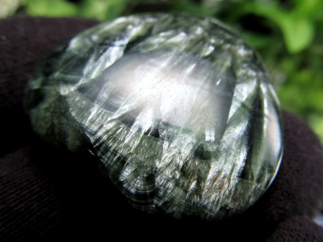 セラフィナイト（クリノクロア・天使の羽）ハート型 タンブル 重さ18.4