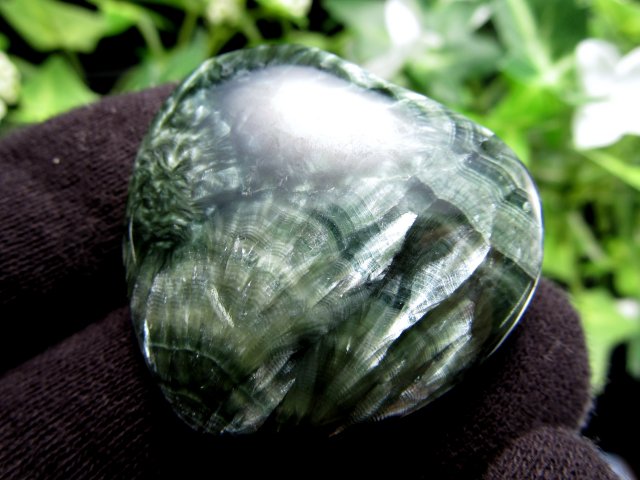 セラフィナイト（クリノクロア・天使の羽）ハート型 タンブル 重さ18.4