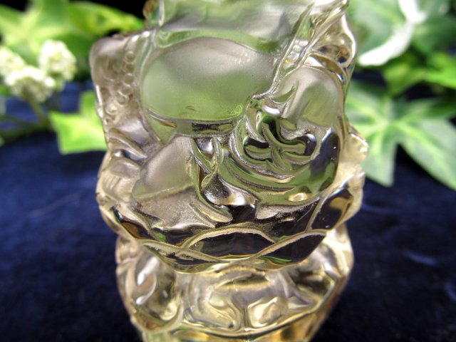 シトリン布袋彫刻