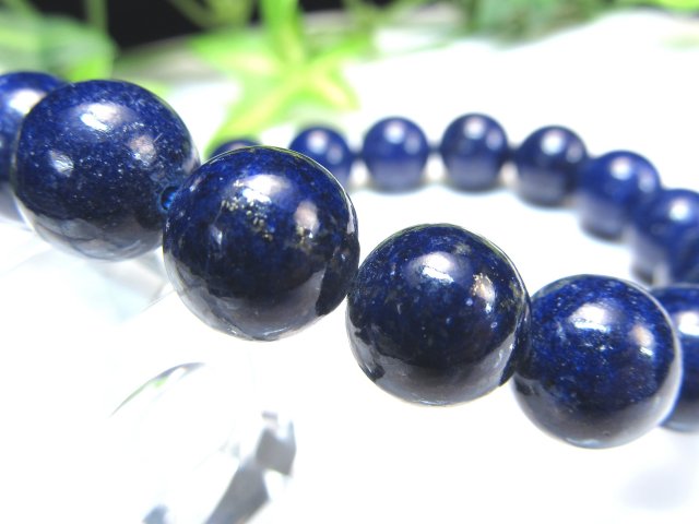 ラピスラズリ　球体　蛍光鉱物　直径約8.5cm重さ約900g ハート　天然石 ラピスラズリ 球体 蛍光鉱物 直径約8.5cm重さ約900g ハート 天然石