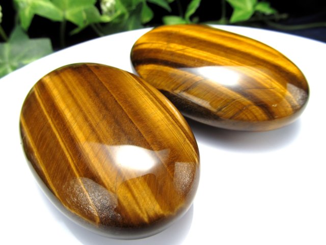 5A タイガーアイ ホットストーン 重さ 約70g-80g 大きさ約6cm×4cm マッサージ用天然石 タンブル パワーストーン 天然石