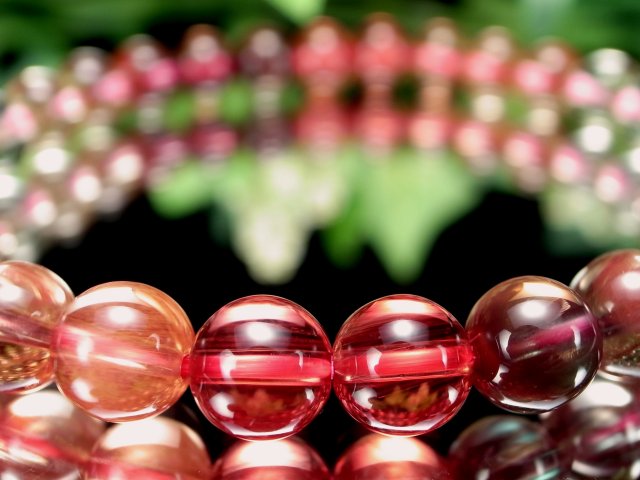 5A グラデーション キャンディーカラー アンデシン ブレスレット 7mm×28珠 キャンディレッド 中性長石 本当の自分に近づく変化を促す石 チベット産