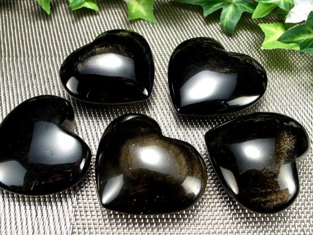 ★特選一石★未来を見通す石【300gゴールデンシャインオブシディアンさざれ】❤️ 1個売り ゴールデンシャインオブシディアン 黒曜石 ハート型 タンブル