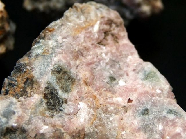 国産原石 インカローズ (菱マンガン鉱) 原石 1個売り 重さ15g-25g